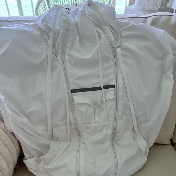 Stella McCarthy Adidas Vest Top Jacket - Picture 2 of 5